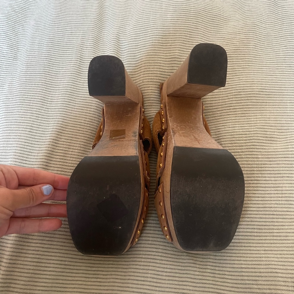 Miu Miu Suede Platforms - Picture 4 of 8